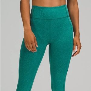 🆕NEW Lululemon pocket Invigorate SIZE 0 $128 lagoon